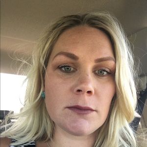 Meet your Posher, Rebekah